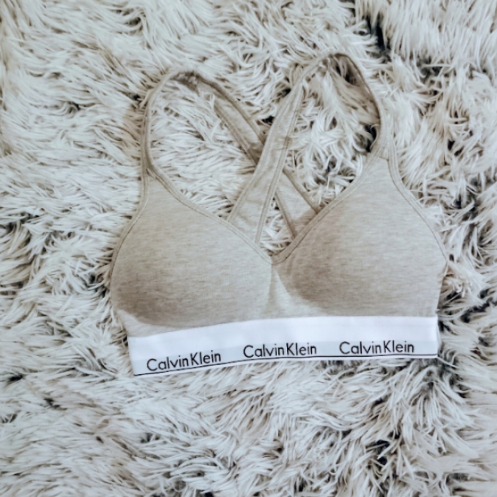Calvin Klein Lightly Padded T-Shirt Bra Sz S